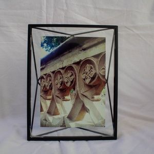 Umbra Prisma Photo Display in Black (NEW)